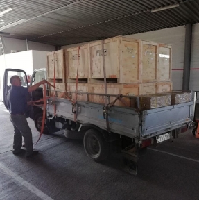 <p>Выпущена декларация на партию увлажнителей ультразвуковых. Передали ее к доставке в адрес Компании - Клиента. При поступлении товара на СВХ сотрудники проверяют упаковку грузовых мест на предмет наличия ее нарушений. До передачи товарной партии к доставке, после выпуска декларации, если это необходимо для целей обеспечения сохранности груза, усиливаем, поправляем либо делаем новую, достаточную упаковку. Для нас очень важно, чтобы Вы были довольны качеством наших услуг!</p>
