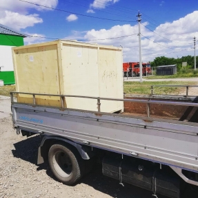 <p>Передали к доставке в адрес склада назначения очередной выпущенный таможней лазерно-гравировальный станок.</p>
