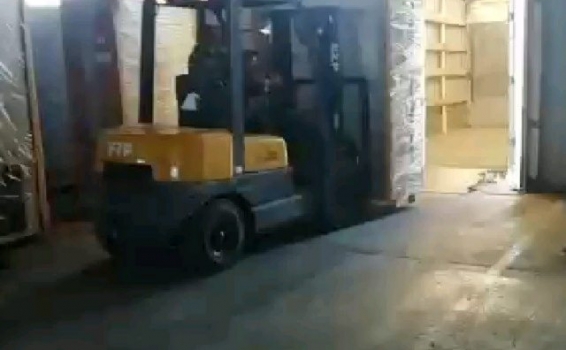 На нашем СВХ для процедуры таможенного оформления ...