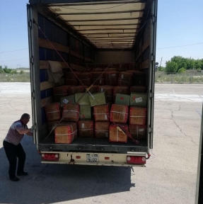 <p>Дамы и господа, всех с началом рабочей недели! Завершено размещение на СВХ очередной партии сборного груза, вышедшего в пятницу из КНР. На этот раз в работу штатным декларантам передано 11 пакетов документов. По двум партиям поданы предварительные декларации. Работа кипит!</p>
