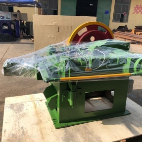 <p>Партнёр ГК &laquo;СибирьТрансАзия&raquo;, китайская фабрика UNIWIN, более 15 лет специализируется на производстве оборудования для изготовления гвоздей. Если Вас интересует возможность покупки гвоздильных станков, обращайтесь к нам: сделаем Вам предложение с учетом всех расходов до Вашего склада в РФ.</p>
