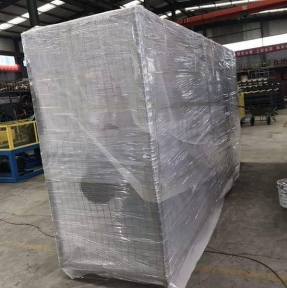 <p>Поставщик Компании – Клиента уведомил о готовности к отправке фуговального станка: оборудование прошло проверку, после чего было упаковано для международной транспортировки. Сегодня примем к доставке на складе продавца в Цзинань. Планируемые сроки доставки до наших складов на границе – 8-10 дней.</p>