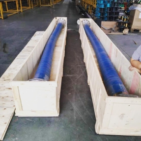 <p>Еще одна товарная партия готова к отгрузке на складе производителя в Нинцзине – рукава, рассчитанные на уровень давления 5 Мпа. Сегодня в планах принять к доставке. Группа Компаний STA «СибирьТрансАзия» - профессиональный Оператор ВЭД с КНР. Мы даем Вам безопасный и качественный сервис, адаптированный под потребности Вашего бизнеса. Планируя доставку очередной товарной партии из Китая, обязательно получите наше коммерческое предложение.</p>