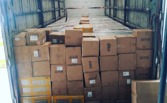 Завершена погрузка партии сборных грузов в транспо...