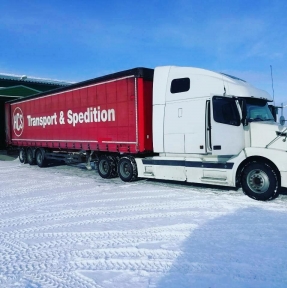 <p>Отгрузки с СВХ выпущенных таможней товарных партий. Концепция реализации логистики в формате &laquo;от двери до двери&raquo; предполагает комплексное решение, включающая все действия по перемещению товарной партии из пункта передачи ее к поставке в КНР, до пункта назначения в РФ. Вы формулируете задачу, мы даем Вам готовое решение, указывая сроки реализации и сумму расходов. Планируя поставку очередной товарной партии из Китая, обязательно получите наше коммерческое предложение и консультацию по условиям и возможностям сотрудничества.</p>
