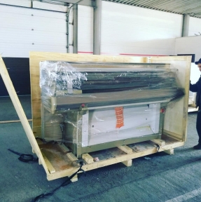 <p>Качественно отработали процедуры фактического контроля на вязальную машинку и партию обуви. Под качеством имеем в виду: быстро, с большим вниманием к деталям, в строгом соответствии с нормами и требованиями, без ущерба и дополнительных затрат для Компаний &ndash; Клиентов. Собственный СВХ, квалифицированные кадры равно великолепный таможенный сервис. Планируете поставку товарной партии из Китая? Обязательно получите коммерческое предложение ГК STA &laquo;СибирьТрансАзия&raquo;. Доставка и таможенное оформление грузов из Китая &ndash; наша профессия!</p>
