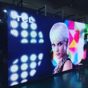 <p>Светодиодные экраны, LED панели, медиа фасады и другое светодиодное оборудование, и его части, занимают особое место в портфолио ГК STA &laquo;СибирьТрансАзия&raquo;. С 2010 года эти товары постоянно присутствуют в номенклатуре поставок, реализуемых нами в адрес Компаний &ndash; Клиентов. Нас выбирают, потому что соблюдаем договоренности, возим быстро, качественно отрабатываем таможенные процедуры, в комплексе решаем все вопросы по импорты, предоставляя вам возможность заниматься развитием вашего бизнеса. Обязательно получите наше коммерческое предложение на экспертные логистические и брокерские услуги. Вам понравится работать с нами!</p>
