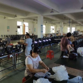 <p>Доставка и таможенное оформление профессионального сценического оборудования из Китая. Вы определяете степень нашего участия в сделке, но клиентский сервис и внимание к деталям включены в любой вариант сотрудничества. Кроме того: контроль отгрузки, логистика в формате door to door, экспертный таможенный сервис, сертификация, квалифицированные брокерские услуги, результативная работа с дополнительными проверками, полное документальное сопровождение сделки. ГК STA &laquo;СибирьТрансАзия&raquo;: в комплексе решаем все вопросы по импорту, предоставляя вам возможность заниматься развитием вашего бизнеса. Обязательно получите наше коммерческое предложение на экспертные логистические и брокерские услуги. Вам понравится работать с нами!</p>
