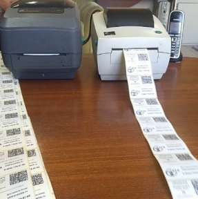 <p>Закупаете или размещаете заказы на производство обуви в Китае? К Вашим услугам: - логистические решения в формате &laquo;от двери до двери&raquo; для генеральных и сборных грузов - маркировка обуви: услуга по маркировке реализуется на нашем СВХ, каждую пару обуви сотрудники нашего склада маркируют уникальным двумерным Data Matrix кодом, нанося его на коробку, осуществляется передача кодов маркировки в рамках электронного документооборота с Компанией &ndash; Клиентом (в рамках системы мониторинга) - таможенное оформление: соблюдения запретов и ограничений, подача декларации на товары под брокерской печатью, экспертная работа с дополнительными проверками по стоимости, представление интересов Компании &ndash; Клиента в таможне нашими штатными специалистами по таможенному праву - СВХ: мы владельцы склада временного хранения. Если логистику Вы делаете самостоятельно, мы дадим Вам лучший таможенный сервис на маршруте, на лучших условиях на маршруте. ГК STA &laquo;СибирьТрансАзия&raquo; - безопасный клиентоориентированный логистический и таможенный сервис для Компаний, работающих с Китаем.</p>
