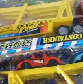 <p>Импорт товарной группы &laquo;детская игрушка&raquo; сопряжен с повышенным уровнем контроля к ней со стороны таможенных органов: в аспекте таможенной стоимости, маркировки, возможных нарушений прав интеллектуальной собственности, соблюдения запретов и ограничений. ГК STA &laquo;СибирьТрансАзия&raquo; с 2008 года предоставляет качественный логистический и экспертный таможенный сервис российским юридическим лицам, ведущим бизнес с Китаем. Планируя очередную (или первую) поставку, обязательно получите консультацию наших специалистов по условиям и возможностям сотрудничества.</p>
