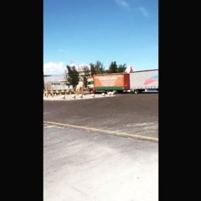 <p>Очередная партия сборного груза покинула территорию КНР, готовим документы для декларирования. Планируете поставку товарной партии из Китая? Обязательно получите наше коммерческое предложение и консультацию по возможностям и условиям сотрудничества. Доставка и таможенное оформление грузов из Китая &ndash; наша профессия!</p>
