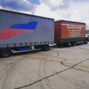 <p>Очередная партия сборного груза вчера была размещена на нашем СВХ, пять деклараций на товары уже выпущено, по остальным &ndash; работа кипит! На завтра по плану погрузка на выход из Китая очередной партии. ГК STA &laquo;СибирьТрансАзия&raquo; дает Вашему бизнесу с КНР безопасные сервисные решения, учитывающие все потребности Вашей Компании. Планируете поставку товарной партии из Китая? Обязательно получите наше коммерческое предложение и консультацию по возможностям и условиям сотрудничества. Доставка и таможенное оформление грузов из Китая &ndash; наша профессия!</p>
