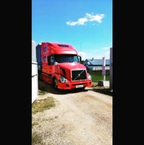 <p>С 2008 года даем российским Компаниям, ведущим бизнес с Китаем, комплексные логистические решения и экспертный таможенный сервис. Профессиональный опыт наших сотрудников, ежедневная практика, наличие логистической инфраструктуры и постоянных надежных партнеров в лице владельцев транспортных средств, глубокое знание требований законодательства и своевременное отслеживание его изменений формируют качество услуг, минимизирующих Ваши риски, сокращающих расходы, формирующих конкурентные преимущества для Вашего бизнеса. Планируете поставку товарной партии из Китая? Обязательно получите наше коммерческое предложение и консультацию по возможностям и условиям сотрудничества. Доставка и таможенное оформление грузов из Китая &ndash; наша профессия!</p>
