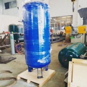 <p>Выпуск разрешен. Завершена процедура таможенного оформления производственной линии во Владивостоке. Таможенная стоимость принята, товар выпущен для внутреннего потребления. В процессе - заключительный этап: доставка партии до места передачи ее Компании &ndash; Клиенту. Планируете поставку товарной партии из Китая? Обязательно получите наше коммерческое предложение и консультацию по возможностям и условиям сотрудничества. Доставка и таможенное оформление грузов из Китая &ndash; наша профессия!</p>
