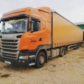 <p>Любые задачи по ВЭД с КНР Вы можете решить, воспользовавшись безопасными экспертными сервисами профессионального Оператора &ndash; ГК STA &laquo;СибирьТрансАзия&raquo;: - доставка в формате &laquo;дверь-в-дверь&raquo;: авто, авиа, море+ж/д, сборные и генеральные грузы - экспертный таможенный сервис - услуги СВХ - аутсорсинг услуг ( услуга контрактодержателя) - услуги квалифицированных штатных таможенных юристов Планируете поставку товарной партии из Китая? Обязательно получите наше коммерческое предложение и консультацию по возможностям и условиям сотрудничества. Доставка и таможенное оформление грузов из Китая &ndash; наша профессия!</p>
