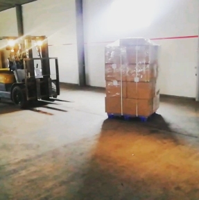 <p>Когда завершены таможенные процедуры, передаем товары, выпущенные таможней, к доставке в адрес Компании &ndash; Клиента. Логистика в формате door-to-door + экспертный таможенный сервис. Планируете поставку товарной партии? Обязательно получите наше коммерческое предложение и консультацию по возможностям и условиям сотрудничества. Доставка и таможенное оформление грузов из Китая &ndash; наша профессия!</p>
