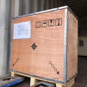 <p>На прошлой неделе завершили таможенное оформление всех грузов, доставленных в очередном сборном контейнере. В пятницу передали к транспортировке выпущенные товарные партии в адрес Компаний &ndash; Клиентов. Планируете поставку из Китая? Обязательно получите консультацию нашего специалиста по возможностям и условиям сотрудничества. Доставка грузов из Китая &ndash; наша профессия!</p>
