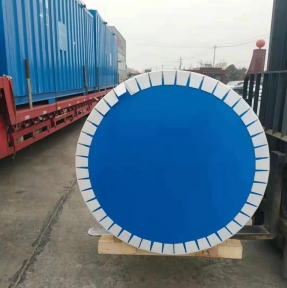 <p>Приняли к доставке на складе фабрики в Китае партию алюминиевой облицовки. Российским юридическим лицам, ведущим бизнес с Китаем, даем качественную логистику в формате door to door, экспертный таможенный сервис, профессиональное юридическое сопровождение, аутсорсинг услуг ВЭД. Отправьте нам заявку на доставку, мы сделаем Вам предложение, учитывающее все потребности Вашей Компании. Доставка грузов из Китая &ndash; наша профессия!</p>
