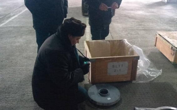 Сколько инспекторов и фотоаппаратов необходимо для...