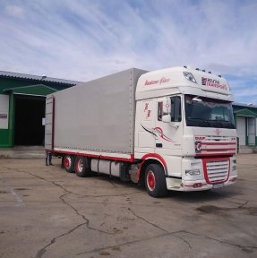 <p>Закрыли транзит, размещаем товарные партии на нашем СВХ, подаем декларации на товары. ГК STA &laquo;СибирьТрансАзия&raquo; предлагает российским юридическим лицам, ведущим бизнес с Китаем: Безопасные и эффективные логистические решения &laquo;от двери до двери&raquo; на нескольких маршрутах импорта, в формате сборных и генеральных грузов, с использованием способа доставки, соответствующего потребностям Компании &ndash; Клиента и параметрам груза - авиадоставка, доставка автомобильным транспортом, мультимодальная доставка &laquo;море+ж/д&raquo;. Экспертный таможенный сервис: - подача декларации на товары под брокерской печатью - выполнение требований нетарифного регулирования (получение разрешительных документов) - эффективная работа с дополнительными проверками - услуги профессиональных таможенных юристов. Отправьте нам заявку на доставку, мы сделаем Вам предложение, учитывающее все потребности Вашей Компании. Доставка грузов из Китая &ndash; наша профессия!</p>
