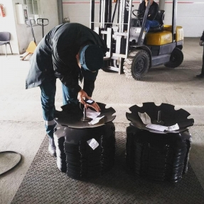 <p>Разместили на нашем СВХ для проведения мер фактического контроля партию частей. Таможенно &ndash; логистический терминал ГК STA &laquo;СибирьТрансАзия&raquo; расположен на маршруте импорта товаров из КНР транзитом через РК, у нас собственный СВХ и таможенный склад. Мы даем участникам ВЭД экспертный таможенный сервис, комплексные решения, учитывающие потребности Вашей Компании.</p>
