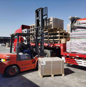 <p><span style="color: rgb(38, 38, 38); font-family: -apple-system, "system-ui", "Segoe UI", Roboto, Helvetica, Arial, sans-serif; font-size: 14px;">ГК STA &laquo;СибирьТрансАзия&raquo; - профессиональный Оператор ВЭД с 2008 года. Осуществляем доставку и таможенное оформление коммерческих товарных партий в адрес юридических лиц.</span><br style="color: rgb(38, 38, 38); font-family: -apple-system, "system-ui", "Segoe UI", Roboto, Helvetica, Arial, sans-serif; font-size: 14px;" />
<span style="color: rgb(38, 38, 38); font-family: -apple-system, "system-ui", "Segoe UI", Roboto, Helvetica, Arial, sans-serif; font-size: 14px;">Мы предлагаем логистические решения в формате &laquo;от двери до двери&raquo;, к Вашим услугам авто, авиа и мультимодальная доставка.</span><br style="color: rgb(38, 38, 38); font-family: -apple-system, "system-ui", "Segoe UI", Roboto, Helvetica, Arial, sans-serif; font-size: 14px;" />
<span style="color: rgb(38, 38, 38); font-family: -apple-system, "system-ui", "Segoe UI", Roboto, Helvetica, Arial, sans-serif; font-size: 14px;">Экспертный таможенный сервис от ГК STA:</span><br style="color: rgb(38, 38, 38); font-family: -apple-system, "system-ui", "Segoe UI", Roboto, Helvetica, Arial, sans-serif; font-size: 14px;" />
<span style="color: rgb(38, 38, 38); font-family: -apple-system, "system-ui", "Segoe UI", Roboto, Helvetica, Arial, sans-serif; font-size: 14px;">- услуги штатных высококвалифицированных таможенных брокеров,</span><br style="color: rgb(38, 38, 38); font-family: -apple-system, "system-ui", "Segoe UI", Roboto, Helvetica, Arial, sans-serif; font-size: 14px;" />
<span style="color: rgb(38, 38, 38); font-family: -apple-system, "system-ui", "Segoe UI", Roboto, Helvetica, Arial, sans-serif; font-size: 14px;">- услуги собственного СВХ,</span><br style="color: rgb(38, 38, 38); font-family: -apple-system, "system-ui", "Segoe UI", Roboto, Helvetica, Arial, sans-serif; font-size: 14px;" />
<span style="color: rgb(38, 38, 38); font-family: -apple-system, "system-ui", "Segoe UI", Roboto, Helvetica, Arial, sans-serif; font-size: 14px;">- собственный таможенный склад.</span><br style="color: rgb(38, 38, 38); font-family: -apple-system, "system-ui", "Segoe UI", Roboto, Helvetica, Arial, sans-serif; font-size: 14px;" />
<span style="color: rgb(38, 38, 38); font-family: -apple-system, "system-ui", "Segoe UI", Roboto, Helvetica, Arial, sans-serif; font-size: 14px;">Планируя очередную поставку из Китая, обязательно получите наше коммерческое предложение и исчерпывающую консультацию по возможностям и условиям сотрудничества.</span></p>
