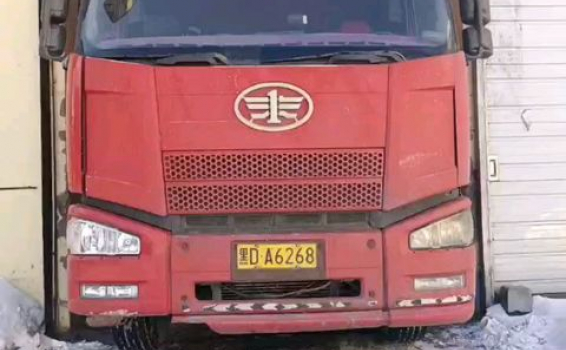 На складе производителя в Китае приняли к авто дос...