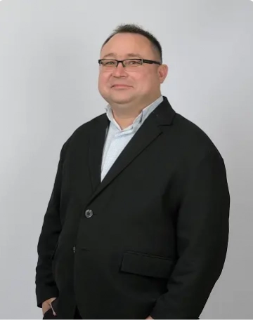 Эдуард Татарников